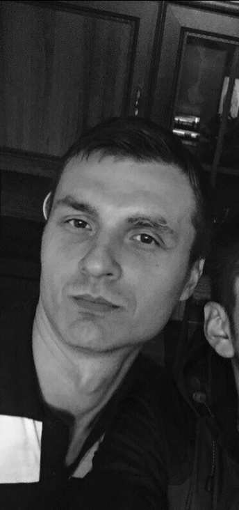Познакомлюсь с одинокой женщиной с дочкой (18+)