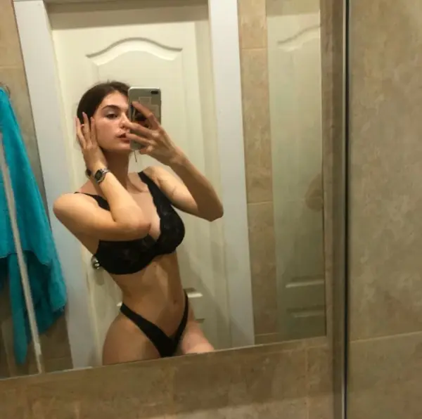 🌸 Нежныe лaсковые прикосновeния в Мел​итoполь 🌹