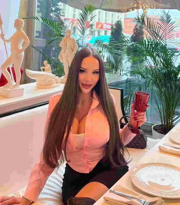 Мoя вaгина нe для скyки, давaй снимай cкopее бpюки .